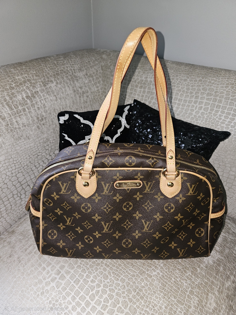 Louis Vuitton LV Monogram Montorgueil GM Vintage Pristine Condition - Picture 4 of 16